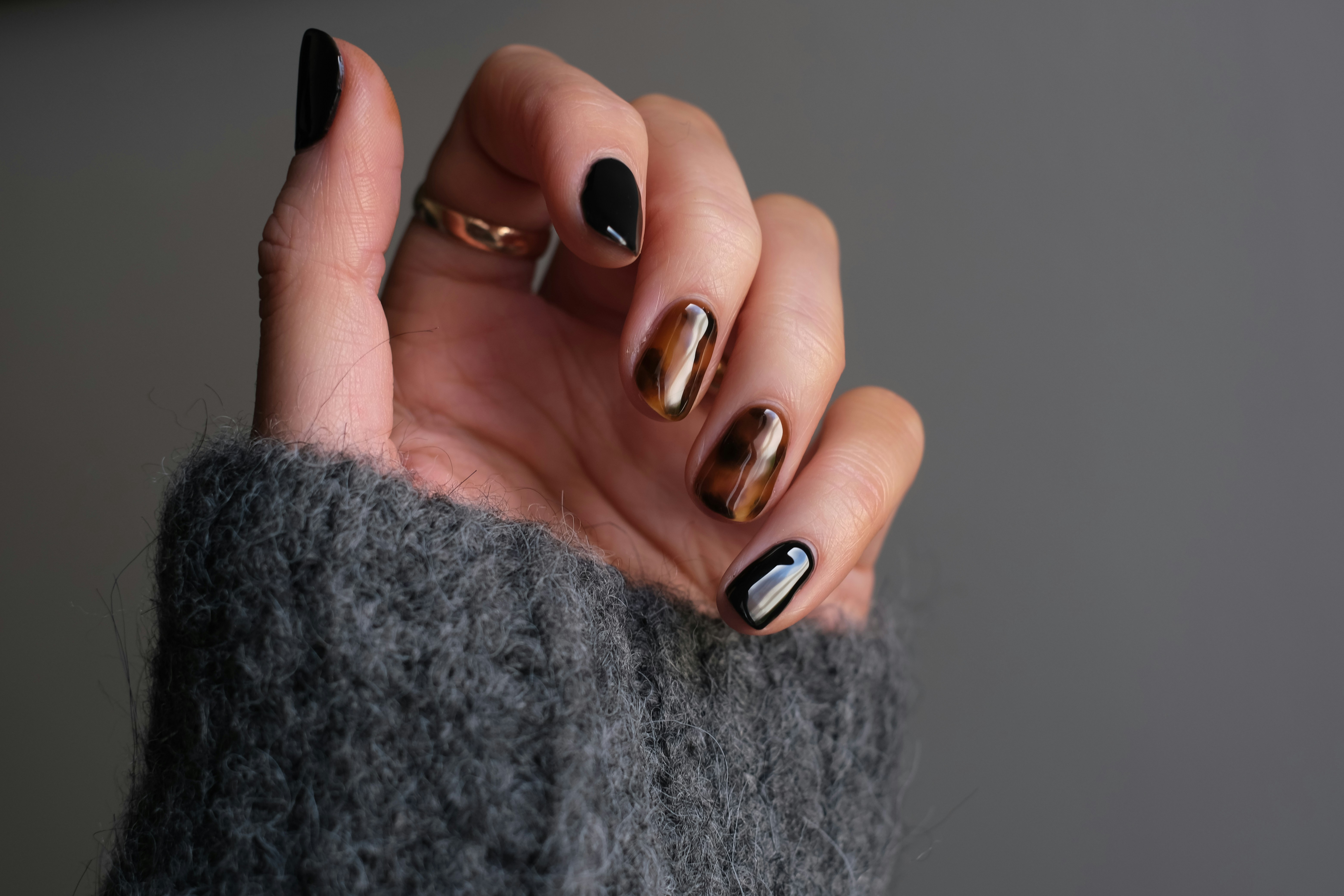 Calling All Nail Techs: The Best Booking App for Nail Techs is Almost Here